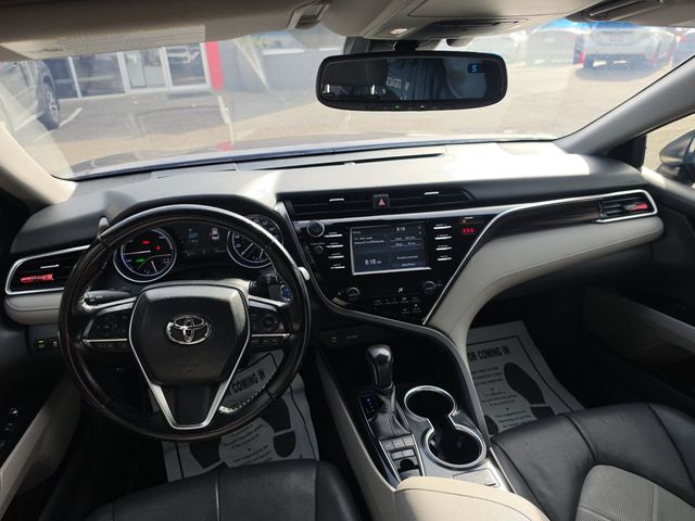 2018 Toyota Camry Hybrid XLE CVT - 23010544 - 27