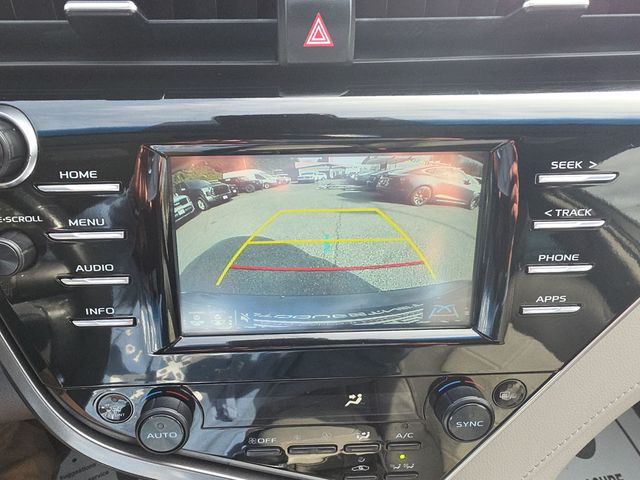 2018 Toyota Camry Hybrid XLE CVT - 23010544 - 28