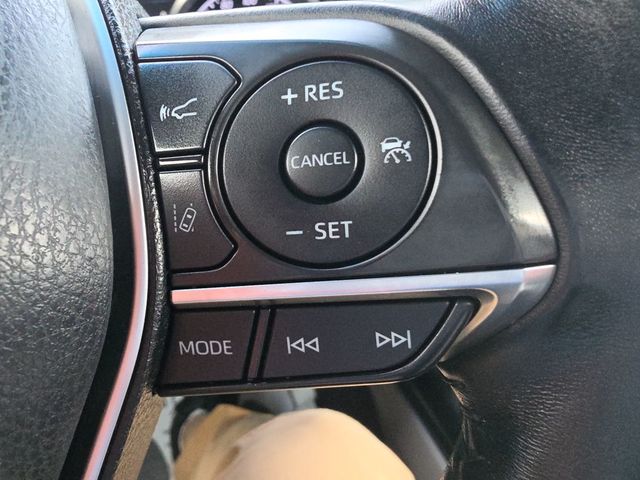 2018 Toyota Camry Hybrid XLE CVT - 23010544 - 31