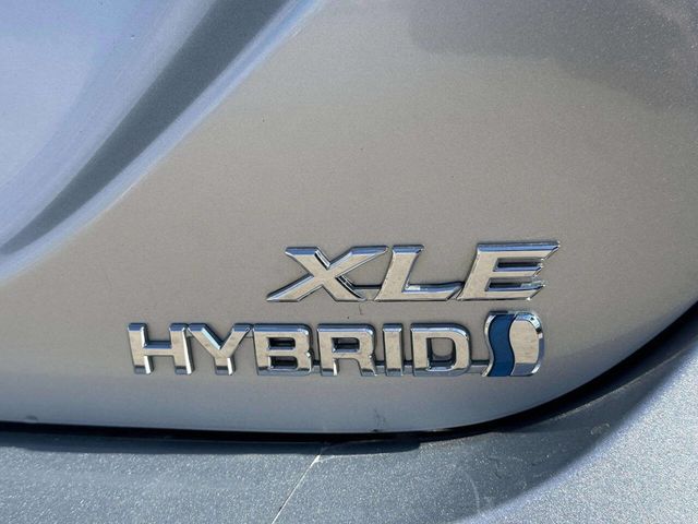 2018 Toyota Camry Hybrid XLE CVT - 22992727 - 13