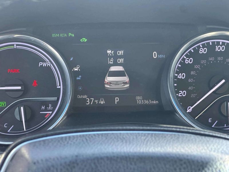 2018 Toyota Camry Hybrid XLE CVT - 22992727 - 29