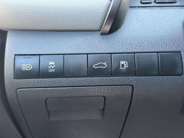 2018 Toyota Camry Hybrid XLE CVT - 22992727 - 33