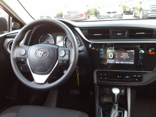 2018 Toyota Corolla LE - 18042629 - 10