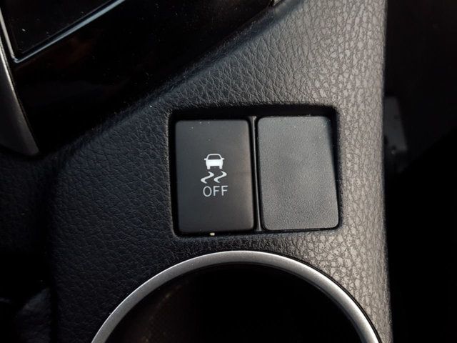 2018 Toyota Corolla LE - 18042629 - 22