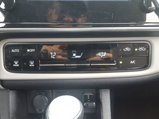 2018 Toyota Corolla LE - 18064492 - 23