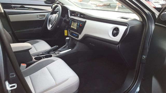 2018 Toyota Corolla LE - 18064632 - 11