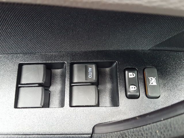 2018 Toyota Corolla LE - 18064635 - 16