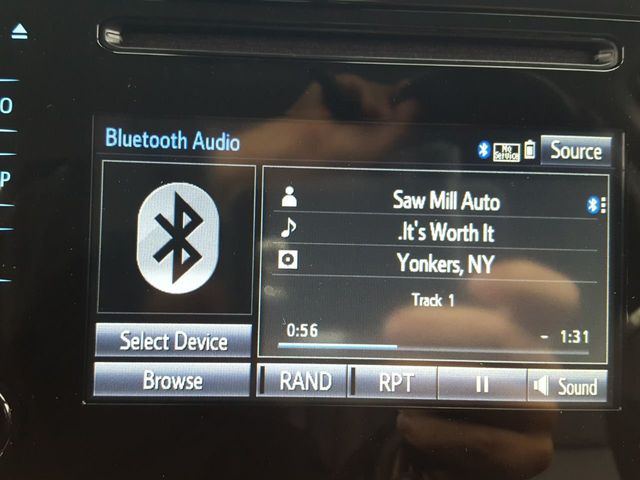 2018 Toyota Corolla LE - 18064635 - 23