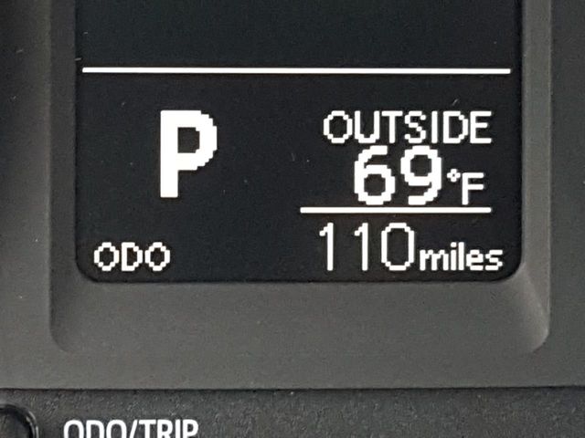 2018 Toyota Corolla LE - 18064635 - 25