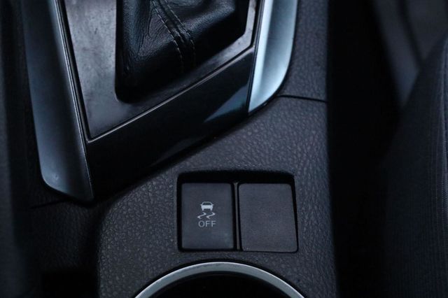 2018 Toyota Corolla LE - 23095860 - 42