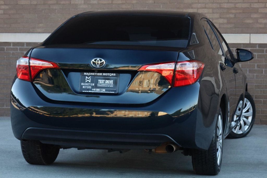 Toyota Corolla photo 11