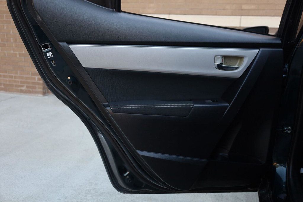 Toyota Corolla photo 18