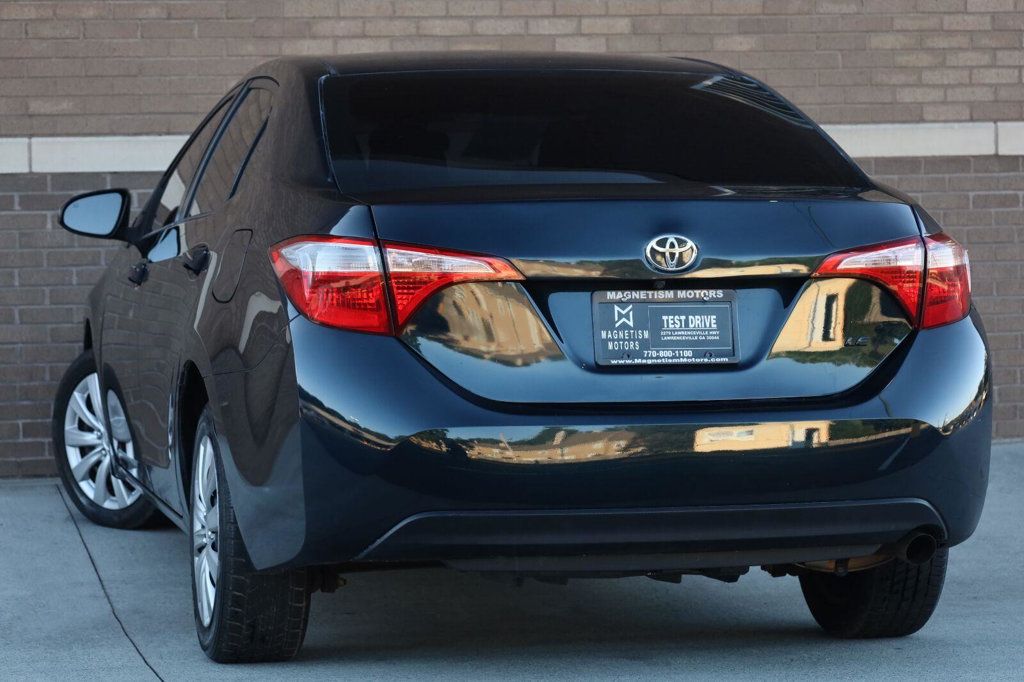 Toyota Corolla photo 9