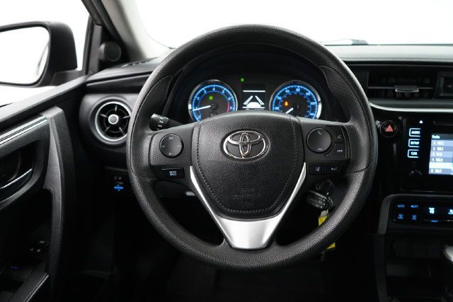 2018 Toyota Corolla LE - 23084414 - 14