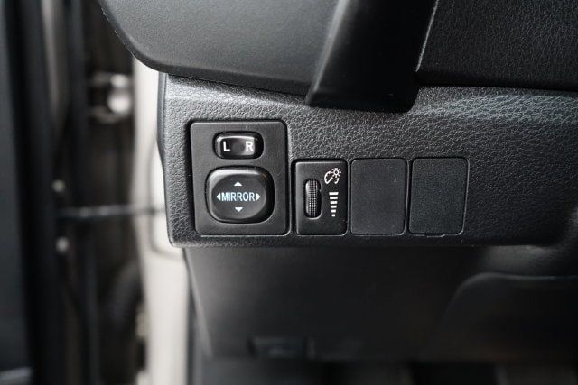 2018 Toyota Corolla LE - 23084414 - 20
