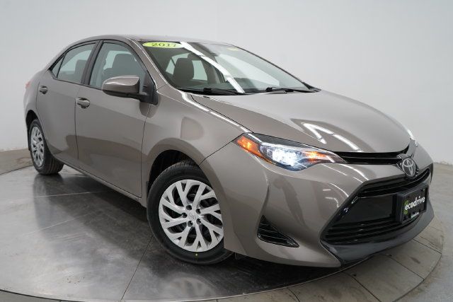 2018 Toyota Corolla LE - 23084414 - 2