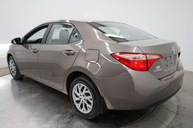 2018 Toyota Corolla LE - 23084414 - 4