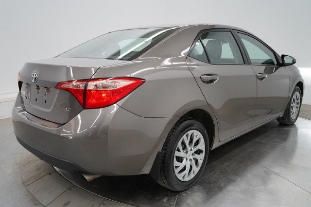 2018 Toyota Corolla LE - 23084414 - 6