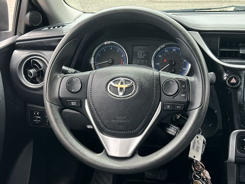 2018 Toyota Corolla LE CVT - 23033577 - 16