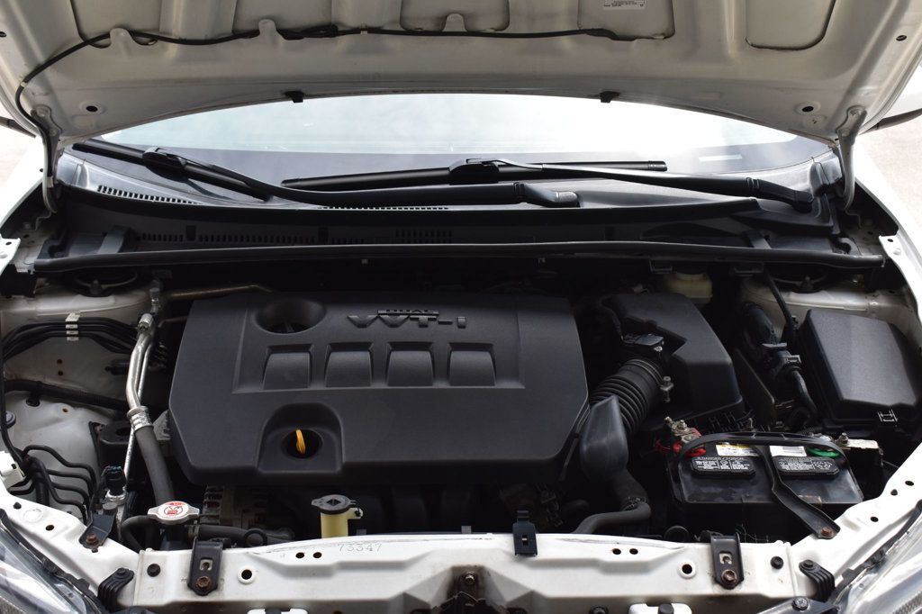2018 Toyota Corolla LE CVT - 23061545 - 11