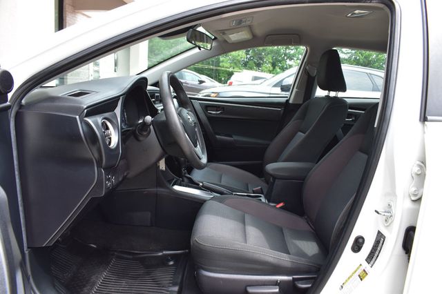 2018 Toyota Corolla LE CVT - 23061545 - 12