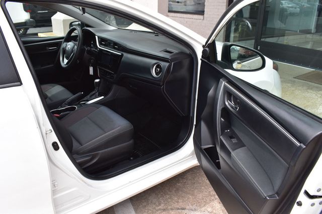 2018 Toyota Corolla LE CVT - 23061545 - 19