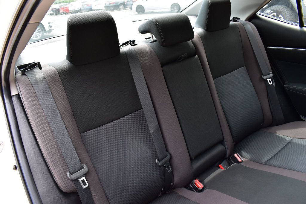 2018 Toyota Corolla LE CVT - 23061545 - 20