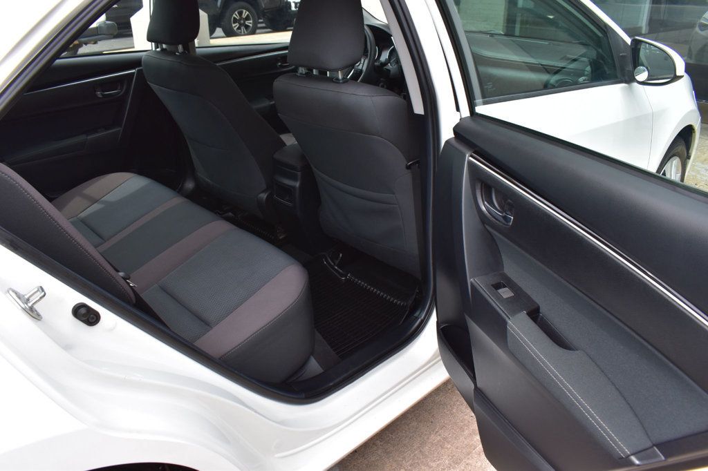2018 Toyota Corolla LE CVT - 23061545 - 22