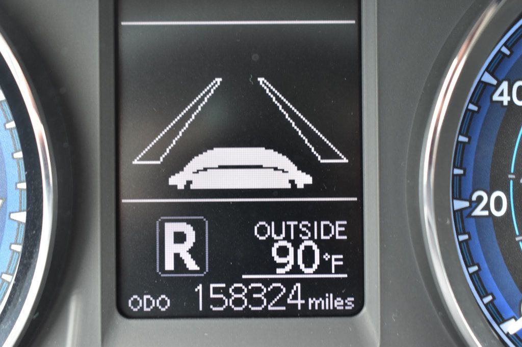 2018 Toyota Corolla LE CVT - 23061545 - 28