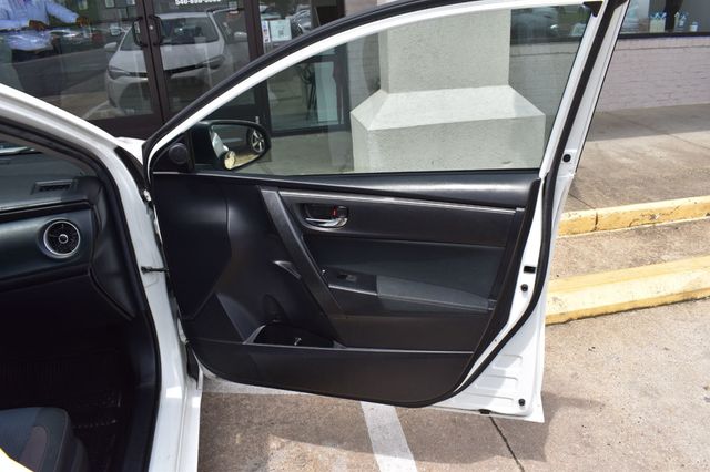 2018 Toyota Corolla LE CVT - 23061545 - 45