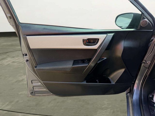2018 Toyota Corolla LE CVT - 23054062 - 13