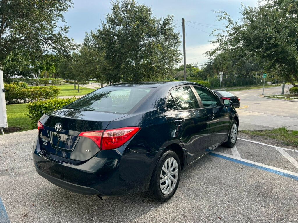 2018 Toyota Corolla LE CVT - 22565778 - 3