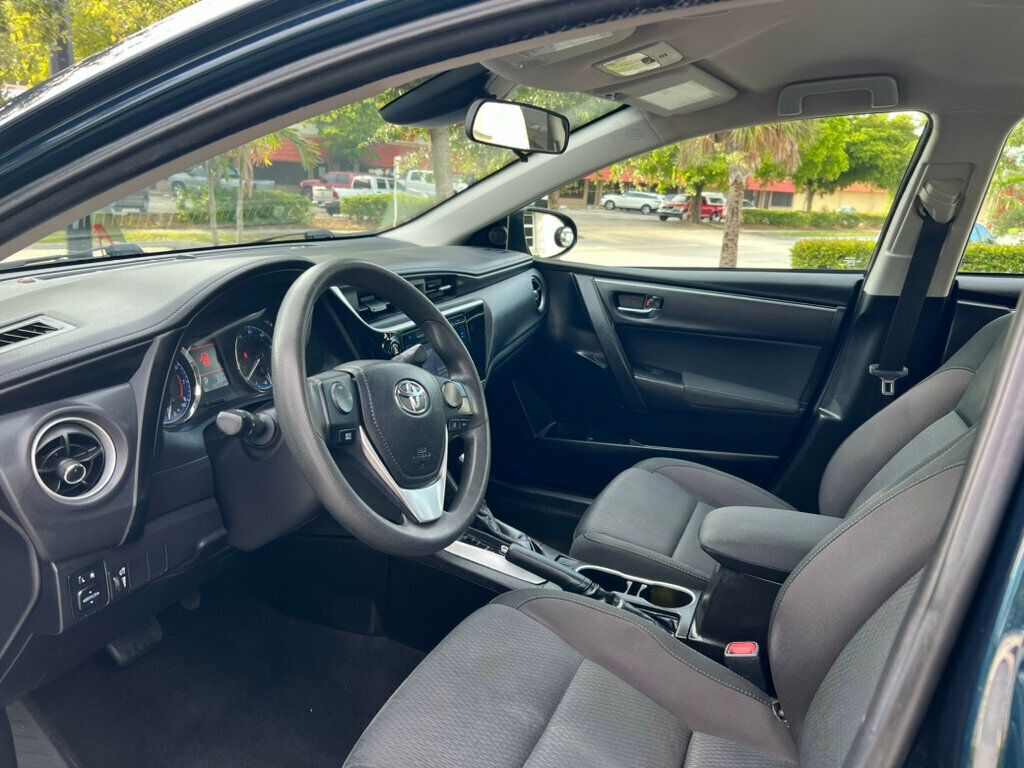 2018 Toyota Corolla LE CVT - 22565778 - 4