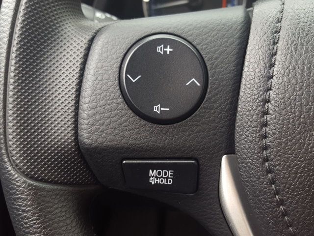 2018 Toyota Corolla LE Premium w/Moonroof - 17843902 - 19