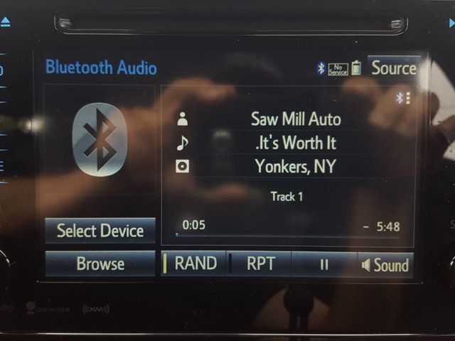 2018 Toyota Corolla LE Premium w/Moonroof - 17843902 - 24