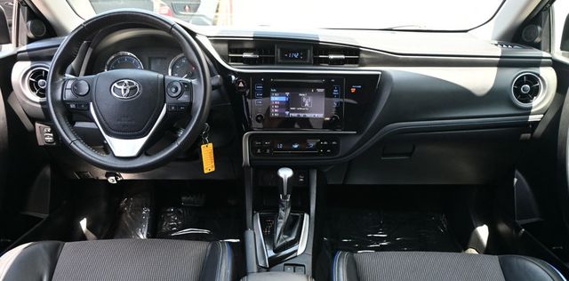 2018 Toyota Corolla SE - 23061872 - 9