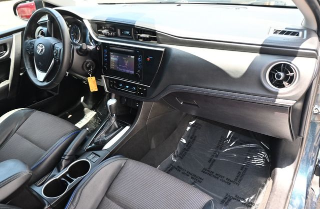 2018 Toyota Corolla SE - 23061872 - 10