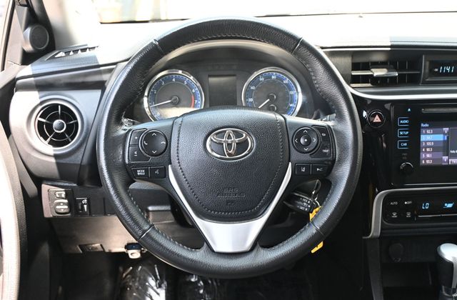 2018 Toyota Corolla SE - 23061872 - 11