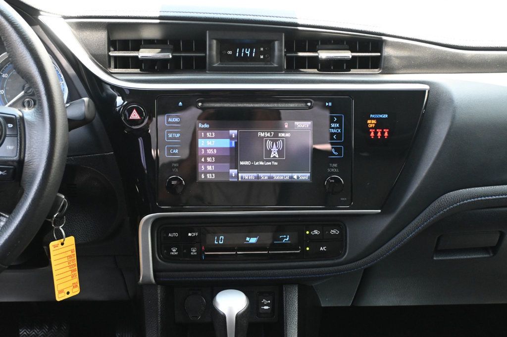 Toyota Corolla photo 13