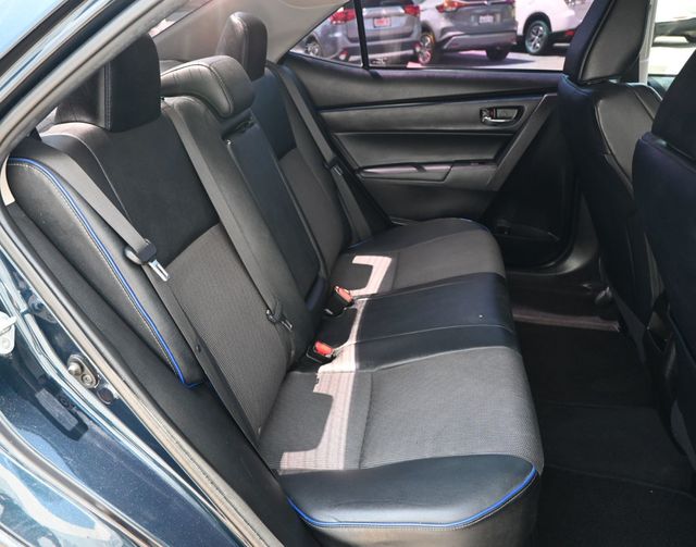 2018 Toyota Corolla SE - 23061872 - 18