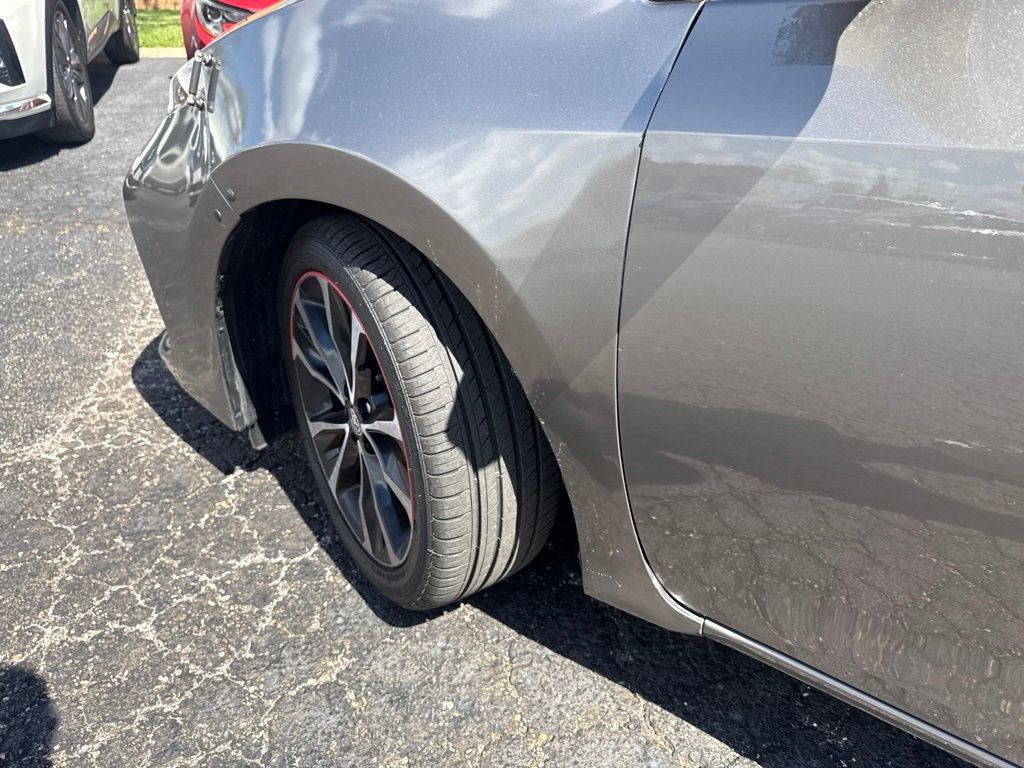 2018 Toyota Corolla SE CVT - 23041780 - 2