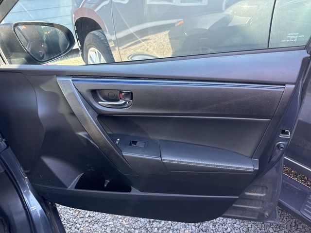 2018 Toyota Corolla SE CVT - 23000744 - 10