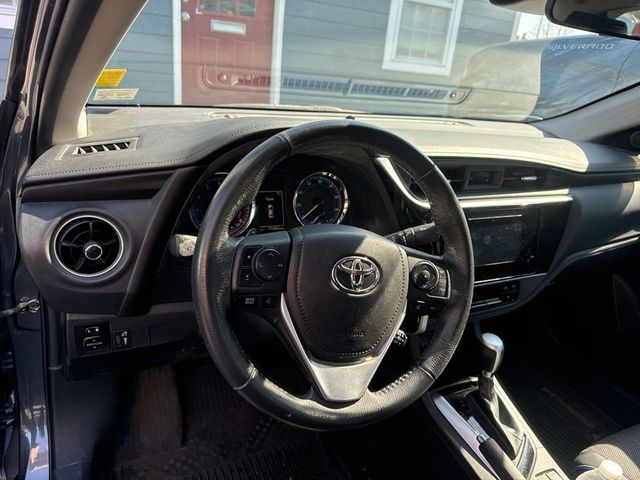 2018 Toyota Corolla SE CVT - 23000744 - 17