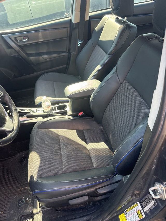 2018 Toyota Corolla SE CVT - 23000744 - 18