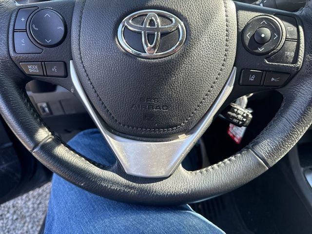 2018 Toyota Corolla SE CVT - 23000744 - 19