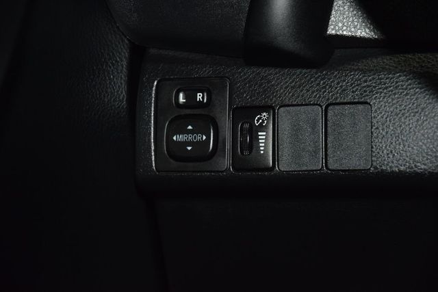 2018 Toyota Corolla SE CVT - 23000744 - 30