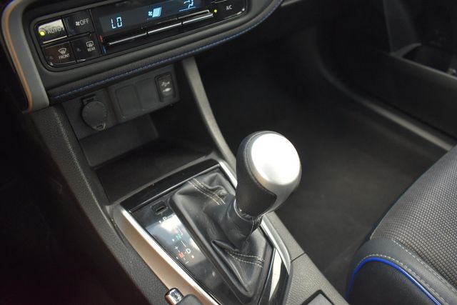 2018 Toyota Corolla SE CVT - 23043945 - 21