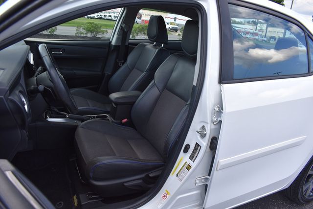 2018 Toyota Corolla SE CVT - 23043945 - 2