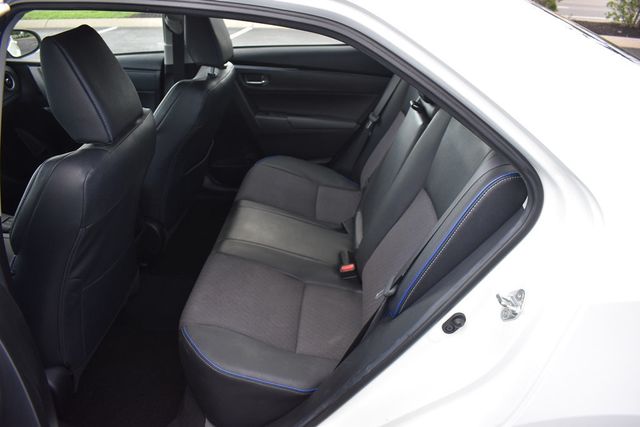 2018 Toyota Corolla SE CVT - 23043945 - 29