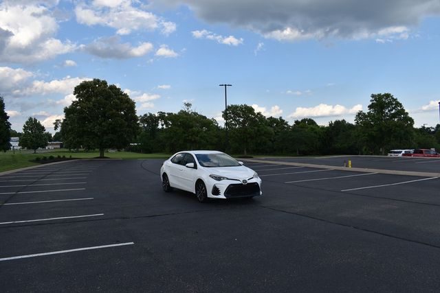 2018 Toyota Corolla SE CVT - 23043945 - 41